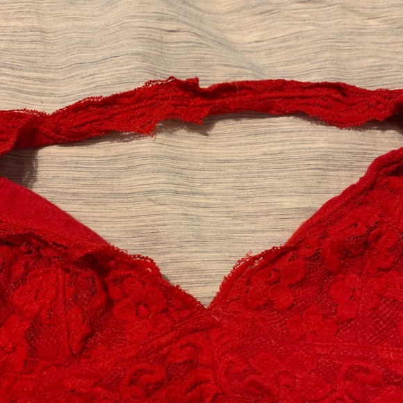 Urban Outfitters Bright Red Lace Halter Bralette S - Picture 3 of 4